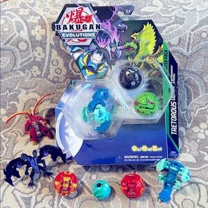 Bakugan Evolutions Tretorous Ultra Starter Pack with Dragonoid Red & Nillious +
